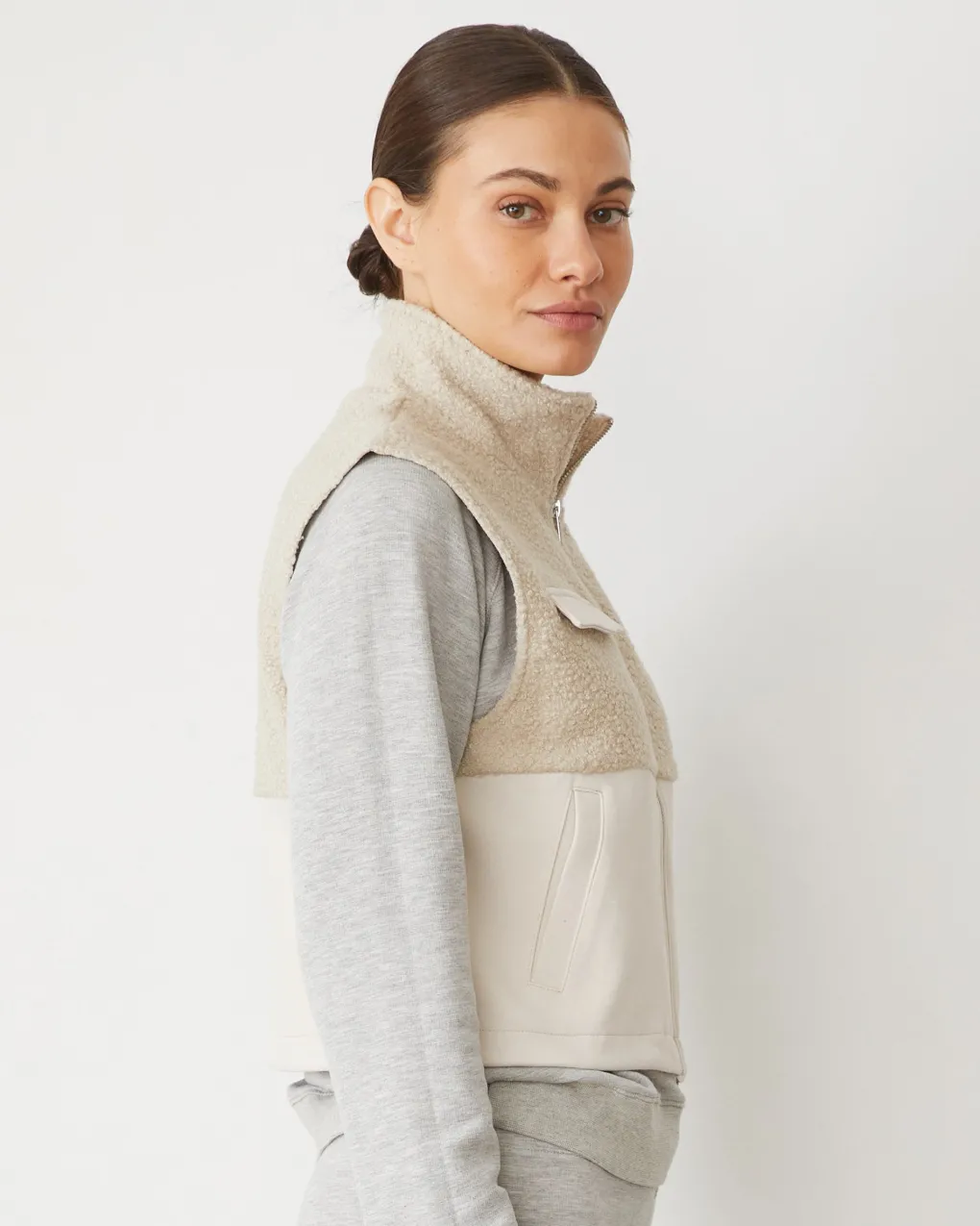 Jackets*MONROW Sherpa Zip Up Vest BONE
