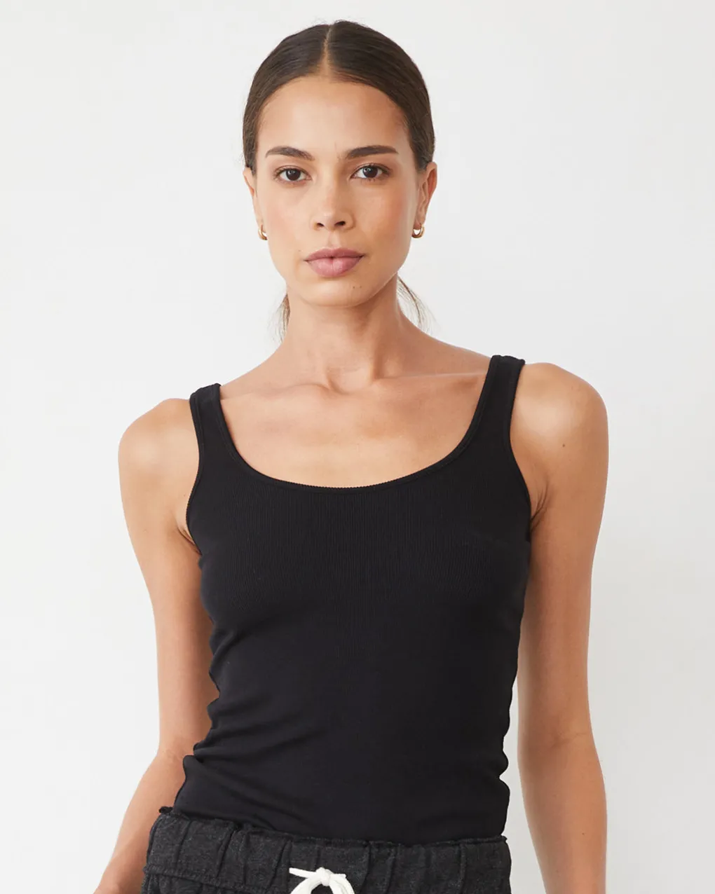 Travel Essentials|Tanks*MONROW Supimaluxe Rib Scoop Neck Tank BLACK